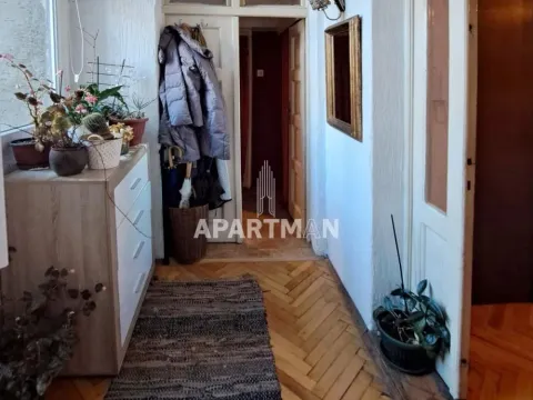 Prodaja, trosoban stan, 74m², Kalenić Pijaca, Vračar Sve Podlokacije - image 7
