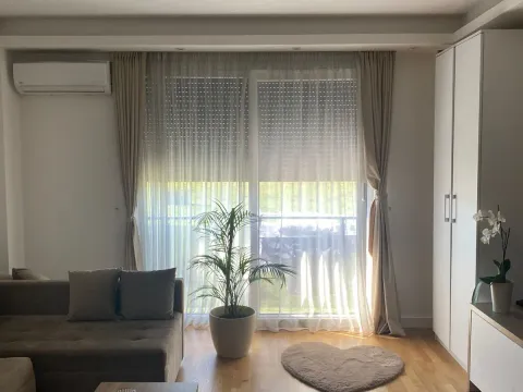Rent, studio apartment, 35m², Tološi, Podgorica - image 9