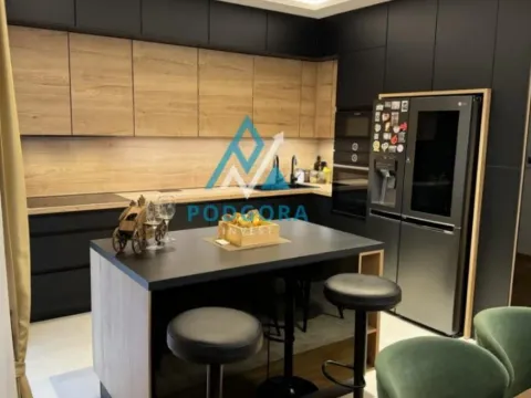 Prodaja, trosoban stan, 132m², Gorica C, Podgorica - image 11