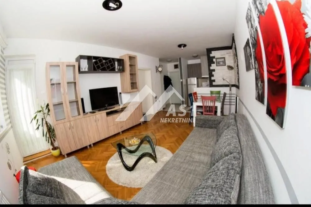 Rent, one bedroom apartment, 40m², Grbavica, Novi Sad Sve Podlokacije