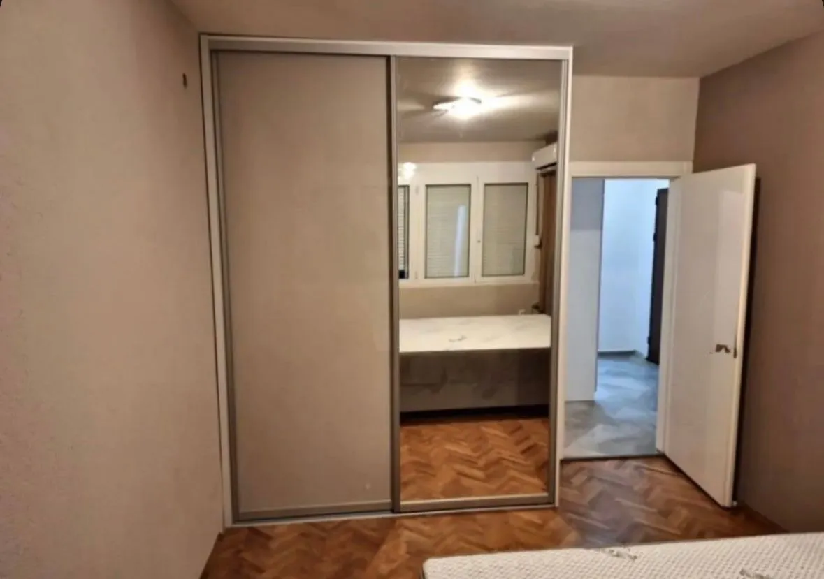 Prodaja, dvosoban stan, 52m², Centar, Tivat