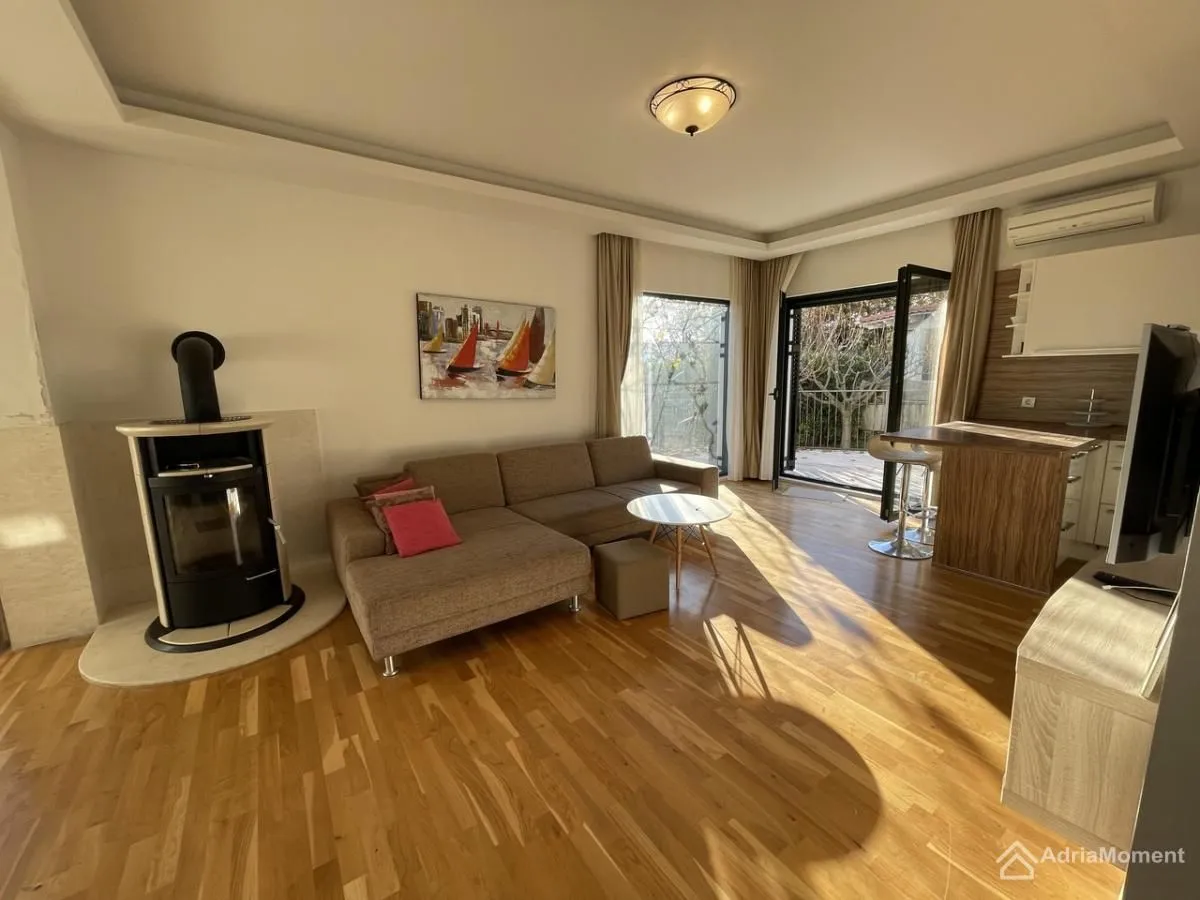 Prodaja, kuća, 201m², Topla, Herceg Novi