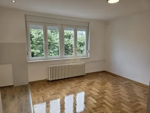 Prodaja, dvosoban stan, 49m², Grbavica, Novi Sad Sve Podlokacije - image 5