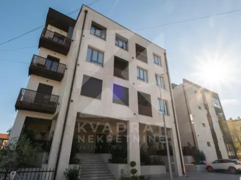 Prodaja, trosoban stan, 96m², Gornja Gorica, Podgorica - image 1