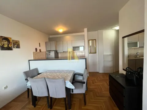 Izdavanje, dvosoban stan, 39m², Bulevar Evrope, Novi Sad Sve Podlokacije - image 5