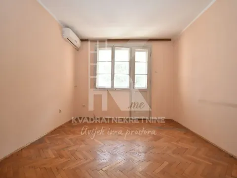 Izdavanje, jednosoban stan, 39m2, Preko Morače, Podgorica Izdavanje, jednosoban stan, 39m2, Preko Morače, Podgorica