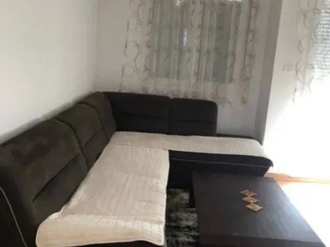 Izdavanje, garsonjera, 31m², City Kvart, Podgorica - image 2