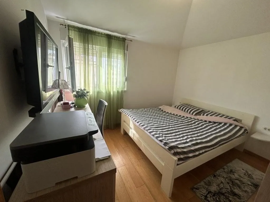 Rent, one bedroom apartment, 50m², Blok 9, Podgorica