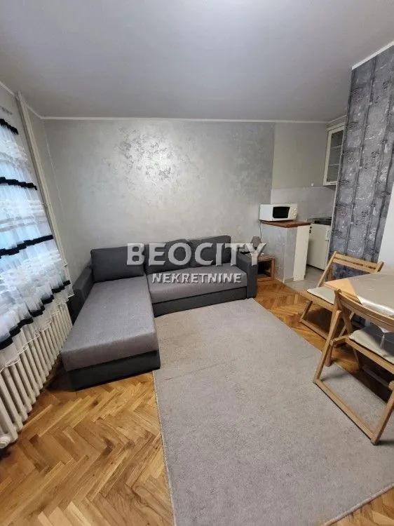 Izdavanje, stan, 30m², Centar, Novi Sad