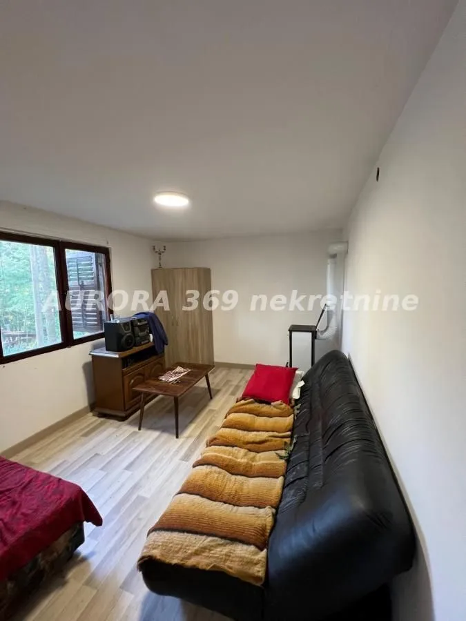 Prodaja, kuća, 39m², Čortanovci, Inđija