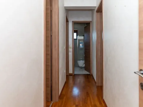 Izdavanje, trosoban stan, 86m², Stara Varoš, Podgorica - image 6
