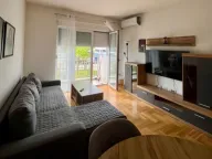 Izdavanje, jednosoban stan, 50m², Stari Aerodrom, Podgorica - image 7