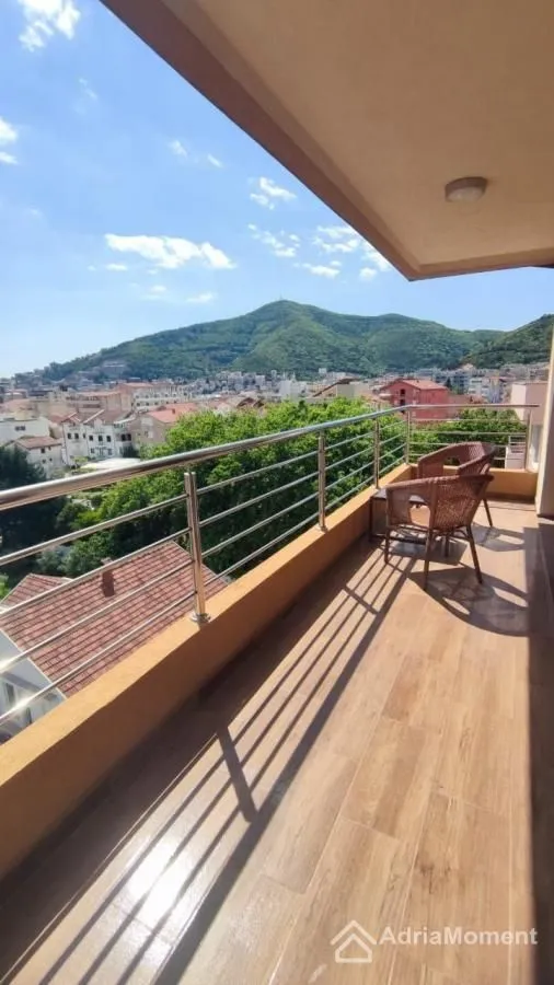 Sale, three bedroom apartment, 85m², Centar, Budva