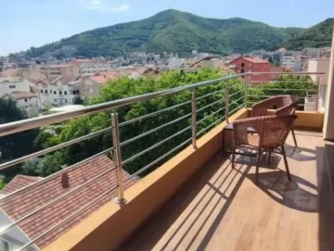 Sale, three bedroom apartment, 85m², Centar, Budva - image 1