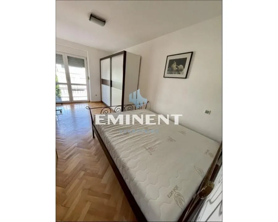 Izdavanje, stan, 41m², Zemun Sve Podlokacije, Beograd