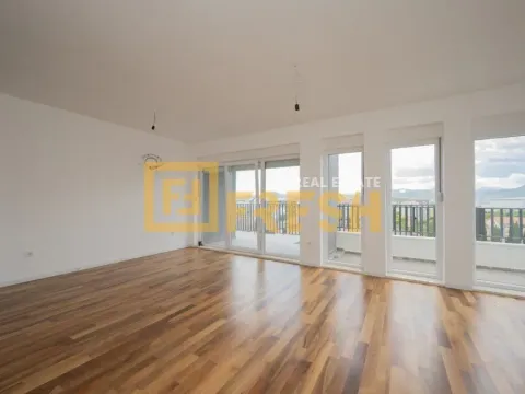 Prodaja, trosoban stan, 131m², Krivi Most, Podgorica - image 2