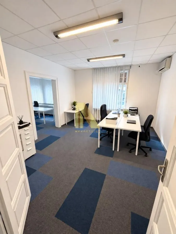 Rent, office space, 158m², Centar, Novi Sad