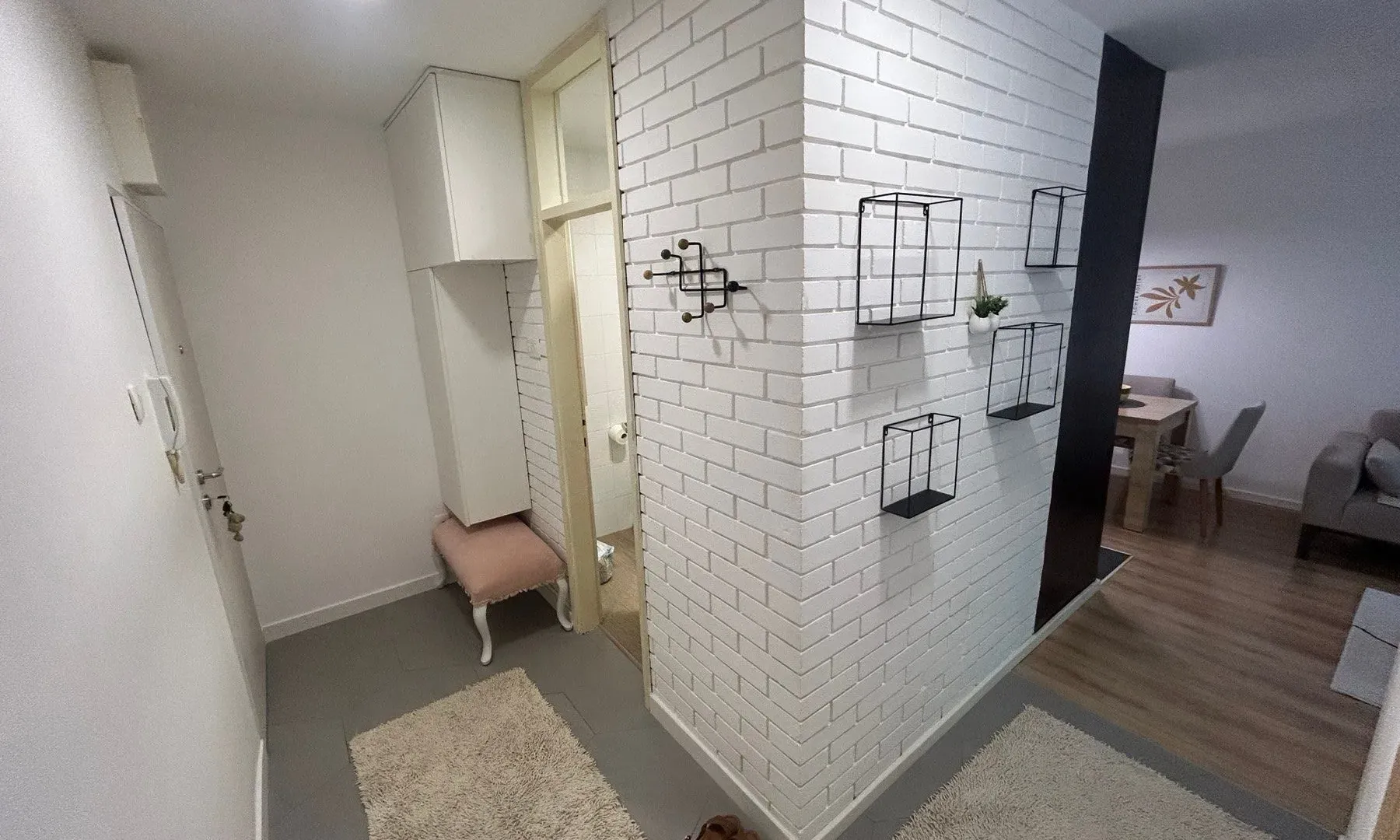 Rent, one bedroom apartment, 38m², Blok 5, Podgorica