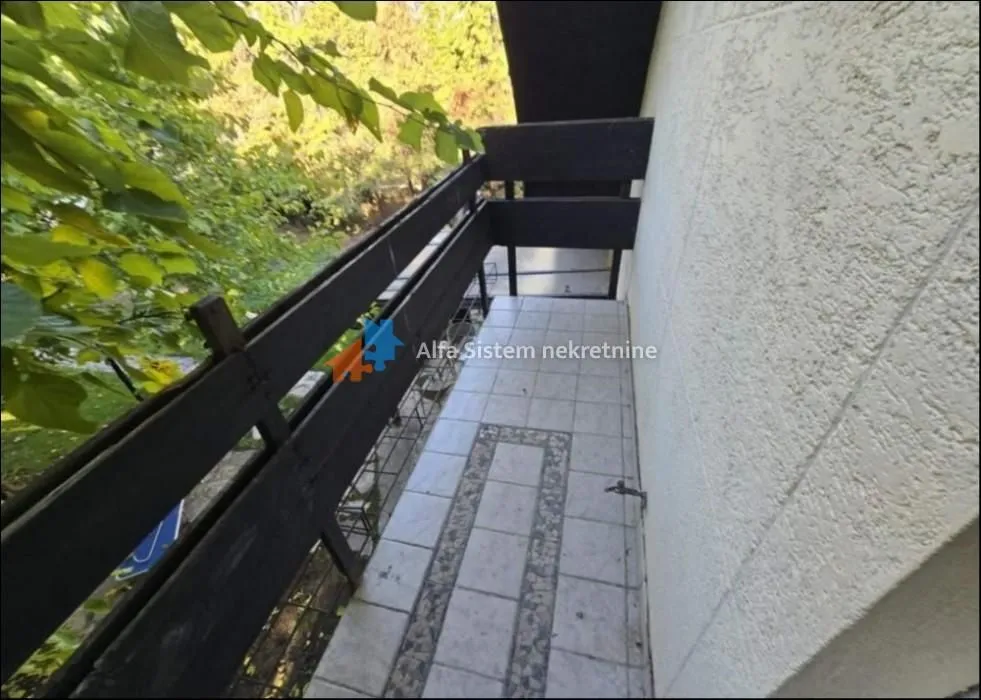Izdavanje, kuća, 160m², Savski Venac, Beograd