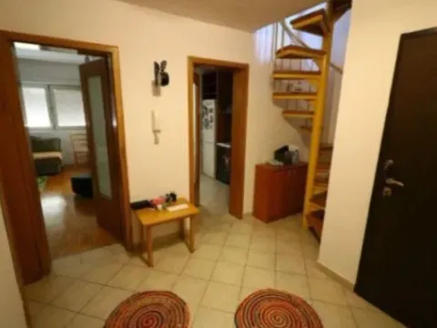 Prodaja, dvosoban stan, 92m², Stari Aerodrom, Podgorica - image 2