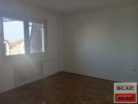 Prodaja, dvosoban stan, 62m², Sajmište, Novi Sad - image 8