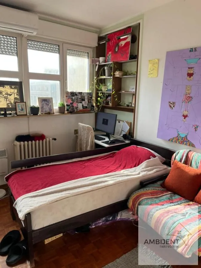 Prodaja, trosoban stan, 57m², Stari Grad, Beograd