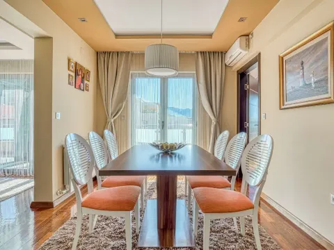 Sale, four bedroom apartment, 188m², Rozino, Budva - image 8