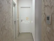 Prodaja, dvosoban stan, 71m², Bečići, Budva - image 2