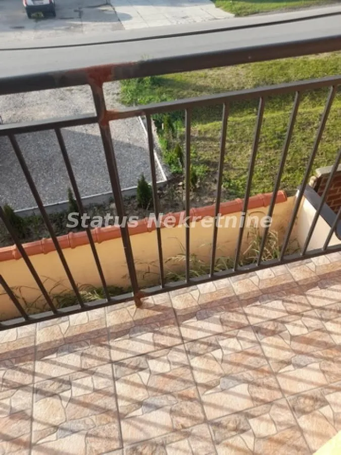 Izdavanje, trosoban stan, 70m², Futog, Novi Sad Sve Podlokacije
