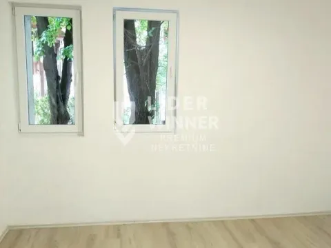 Sale, three bedroom apartment, 60m², Karaburma, Palilula Sve Podlokacije - image 7