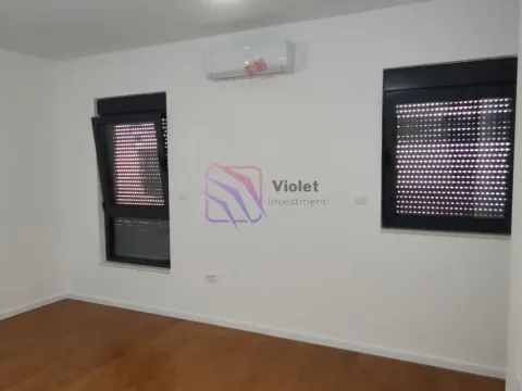 Izdavanje, jednosoban stan, 45m², City Kej, Podgorica - image 8