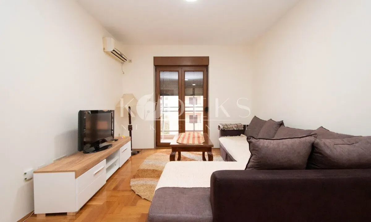 Prodaja, dvosoban stan, 69m², Stari Aerodrom, Podgorica