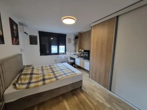 Izdavanje, dvosoban stan, 42m², Stari Grad, Beograd - image 3