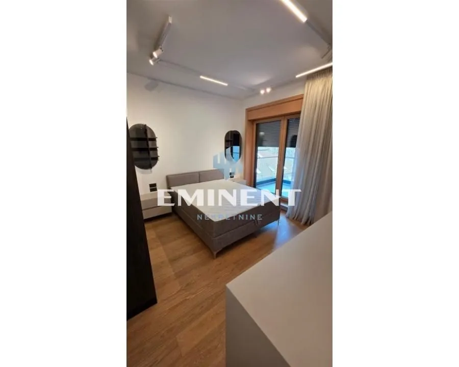Rent, three bedroom apartment, 95m², Savski Venac, Beograd