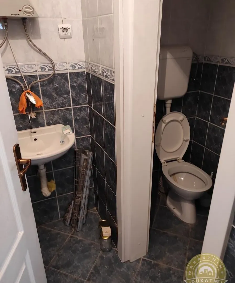 Sale, office space, 28m², Centar, Novi Sad