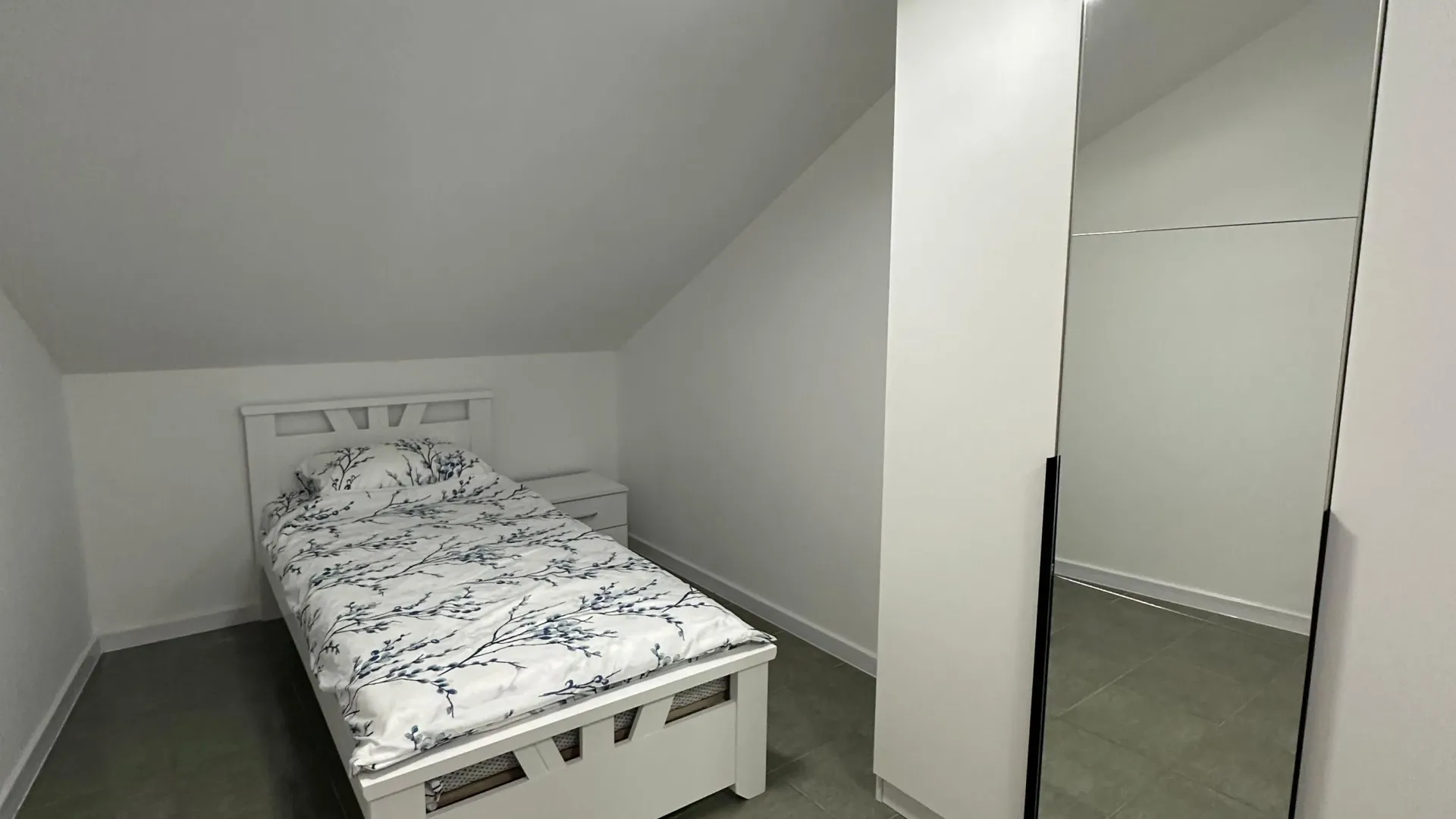 Izdavanje, stan, 54m², Seljanovo, Tivat