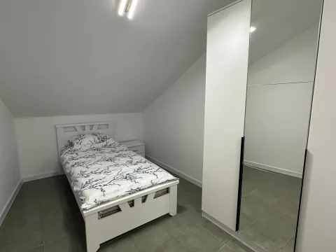 Izdavanje, stan, 54m², Seljanovo, Tivat - image 9