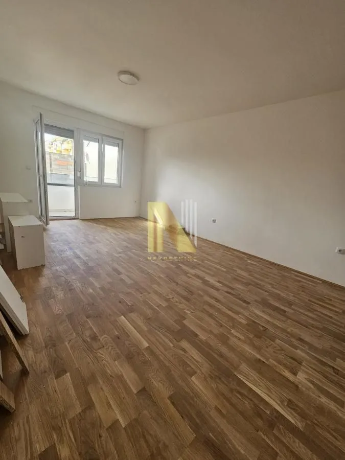 Izdavanje, trosoban stan, 72m², Podbara, Novi Sad Sve Podlokacije