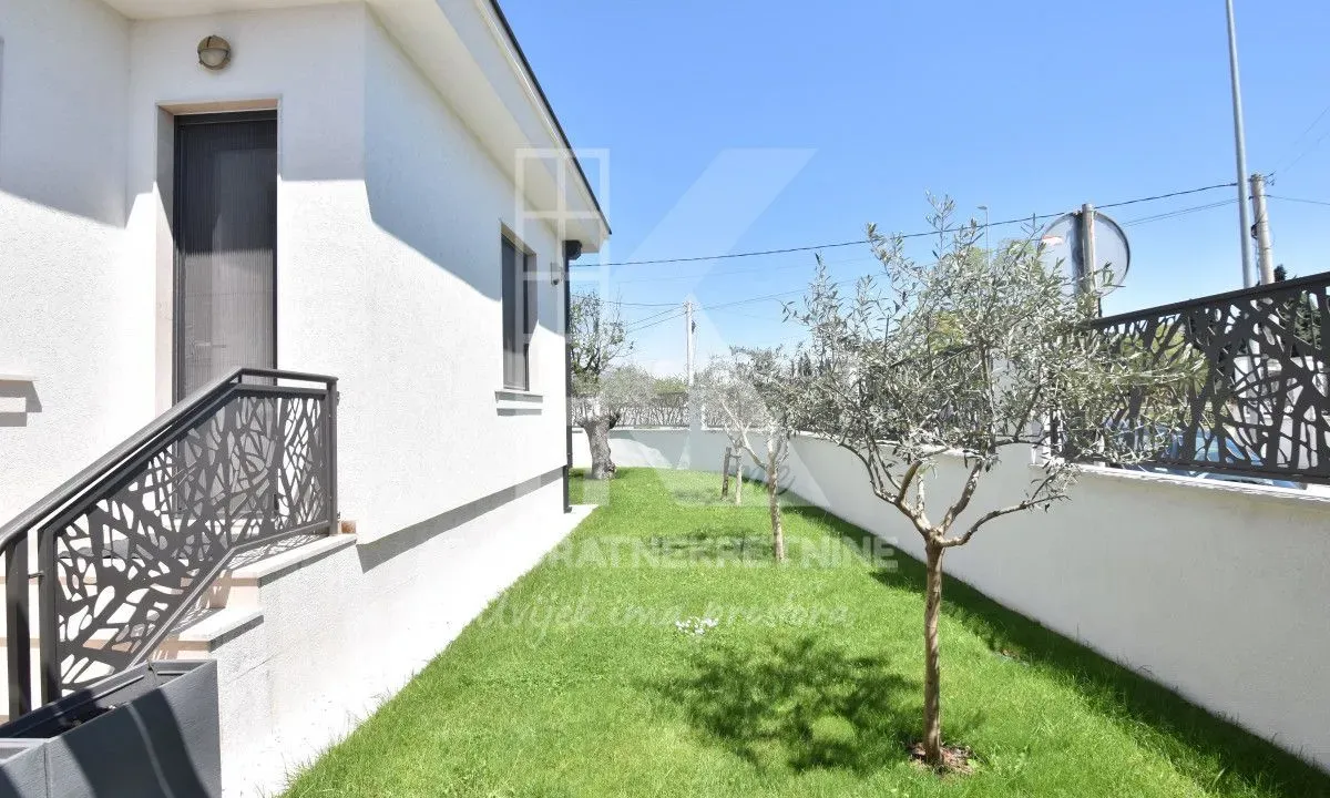 Prodaja, kuća, 170m², Gornja Gorica, Podgorica