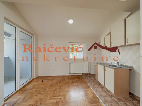 Prodaja, jednosoban stan, 31m², Rakovica, Beograd - image 5