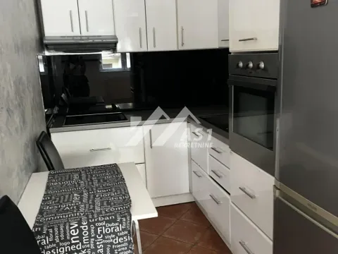 Rent, two bedroom apartment, 40m², Centar, Novi Sad - image 2