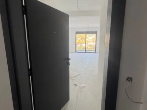 Prodaja, trosoban stan, 75m², Polje, Bar - image 10