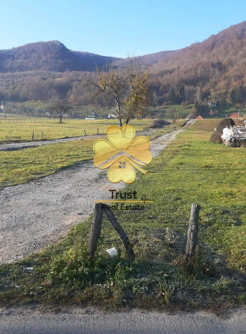 Prodaja, plac, 700m², Drijenak, Kolašin