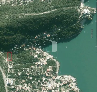 Zemljište in Utjeha