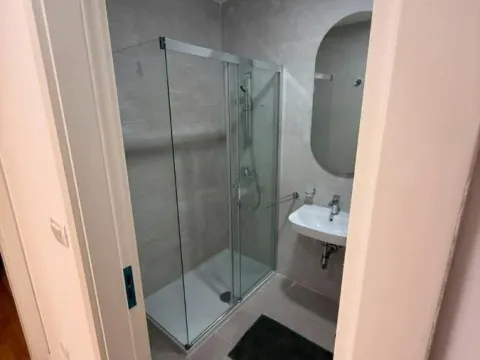 Rent, one bedroom apartment, 45m², Stari Aerodrom, Podgorica - image 7