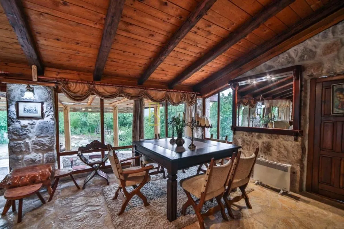 Prodaja, kuća, 178m², Rijeka Crnojevića, Cetinje