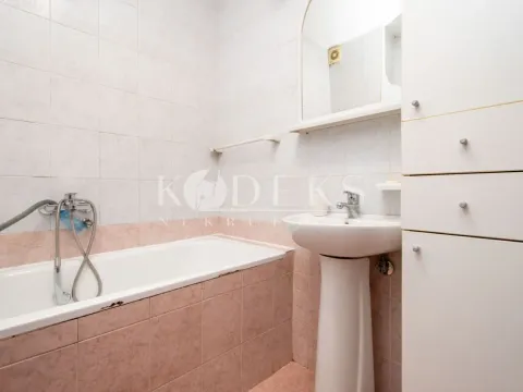 Rent, one bedroom apartment, 37m², Stari Aerodrom, Podgorica - image 7