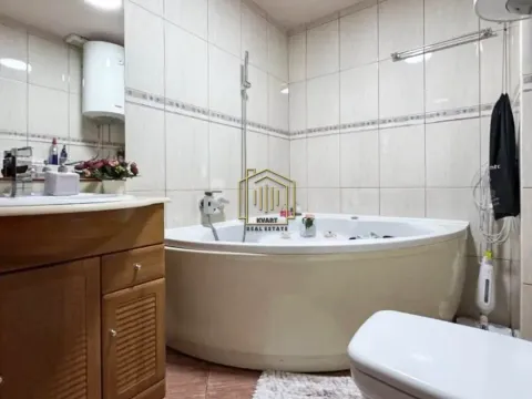 Prodaja, trosoban stan, 109m², Momišići, Podgorica - image 12