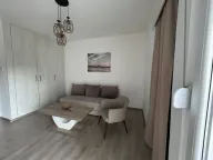 Izdavanje, garsonjera, 30m², Pobrežje, Podgorica - image 1
