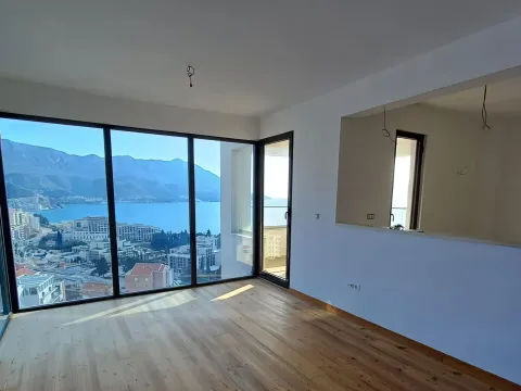 Sale, three bedroom apartment, 90m², Bečići, Budva - image 7